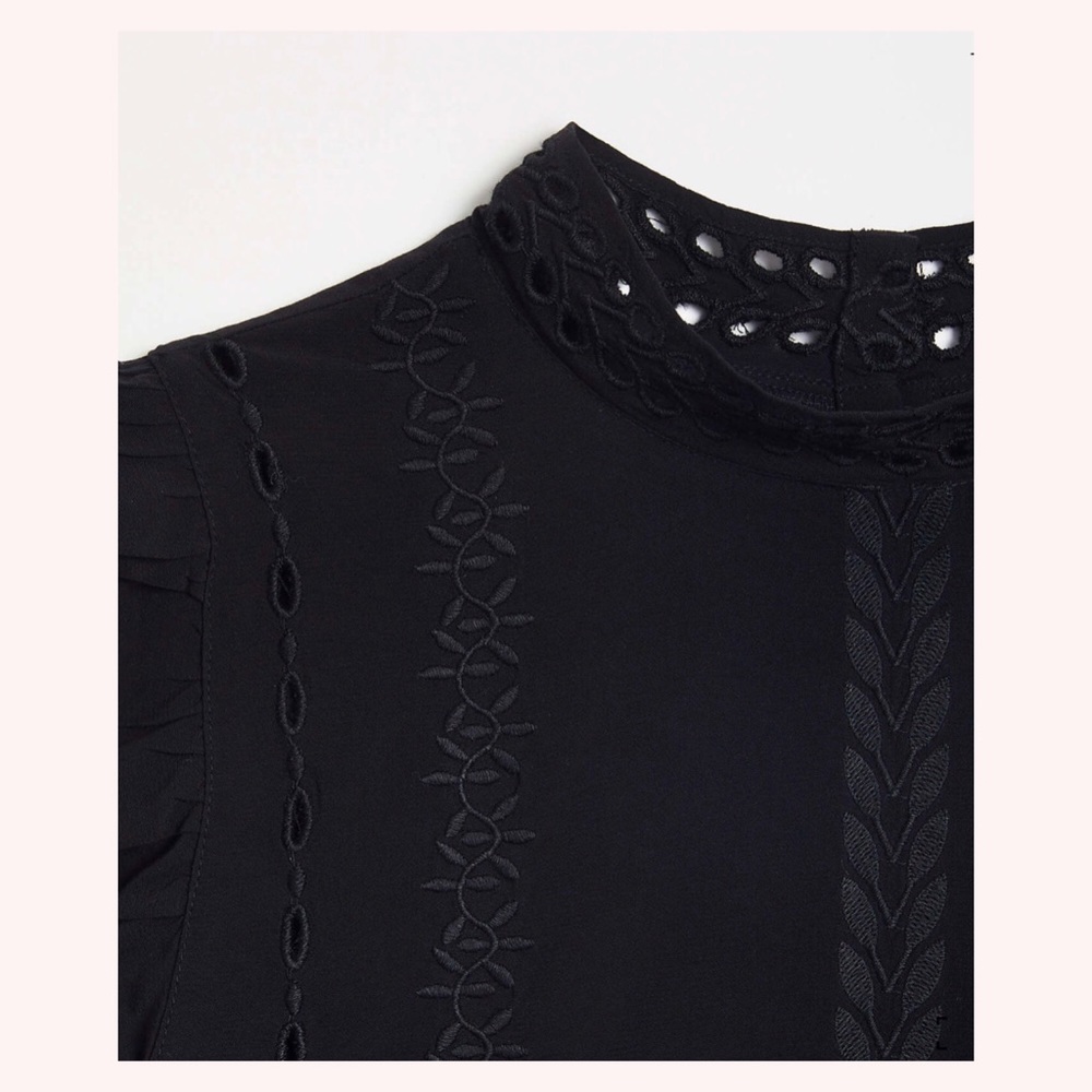 LOFT Eyelet Flutter Shell - Picture 4 of 4